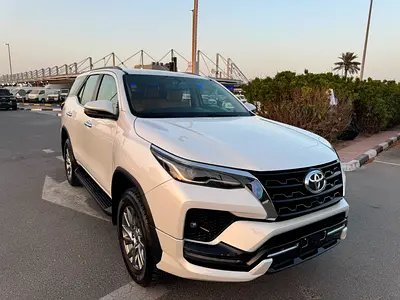 Toyota Fortuner VXR No Accident Full Service History Model 2025 GCC Full Options