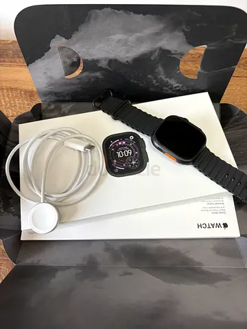 Apple Watch Ultra 3 (with original box and charger) - Great condition