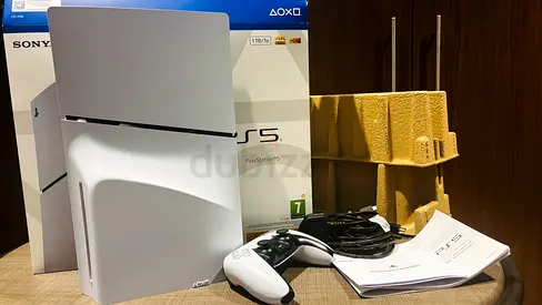 Sony PlayStation 5 Slim Disc Edition 1TB – Like New | Under Warranty | Complete Box