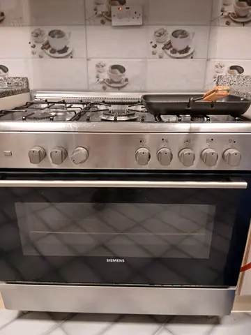 Siemens stainless steel gas oven and hob - good working condition