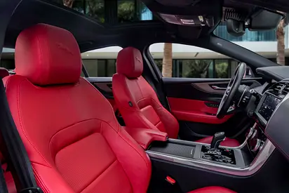 2021 Jaguar XE 照片 11