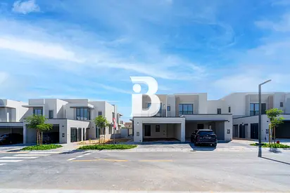 4BR VILLA | UNFURNISHED | EXTENDED