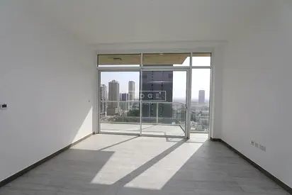 AVAILABLE NOW | COMMUNITY LIVING | POOL VIEW