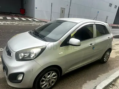 Super clean kia morning mid option