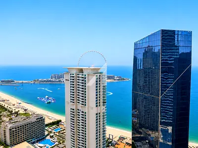 Full Sea Views I Beachfront Living I Spacious Unit
