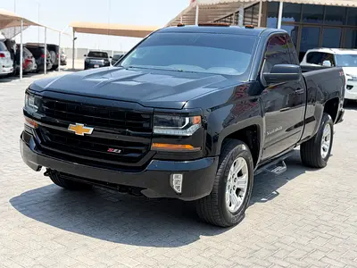 2018 Chevrolet SILVERADO 1500 照片 2