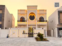 A luxurious classic villa with an elegant design and super deluxe finishes, at an excellent price in