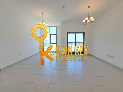 Specious/2 Bedroom Hall +Maid Room/With Balcony