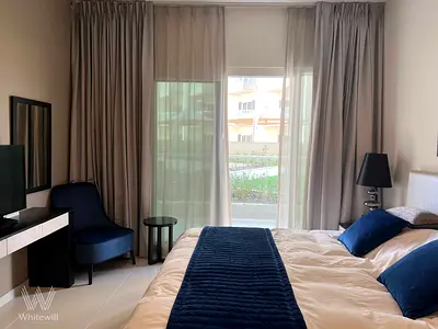 Fully Furnished | Low Floor | Community View