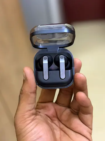 Samsung Buds 4 Pro Used For 3/4 times
