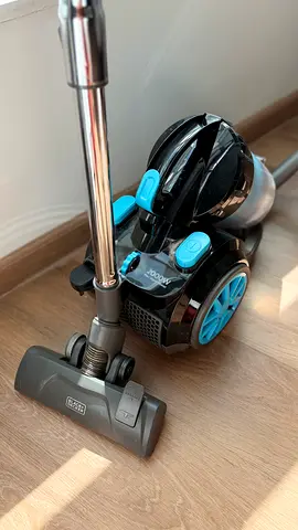 Black + decker vacuum