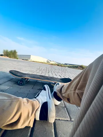 Used skateboard - solid deck and wheels, ready to ride