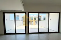3 BR+1 room Townhouse for Rent — 2