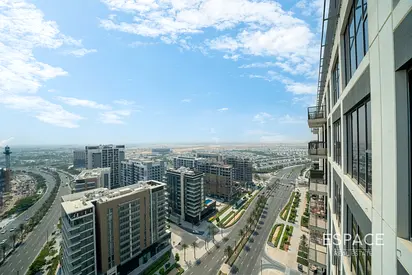 High Floor | Upgraded | Vacant on Transfer
