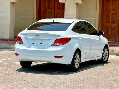 2017 Hyundai ACCENT — миниатюра 3