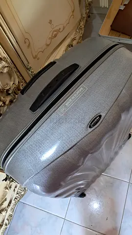 Semsonite Silver grey , large ,hard-shell Samsonite carry-on suitcase - good condition