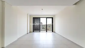 Spacious and Bright | Vacant | Prime Location