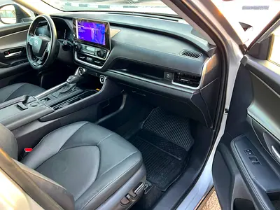 صورة 8 لـ 2024 Toyota GRAND HIGHLANDER