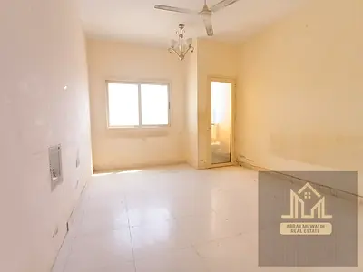 2BHK LOW PRICE GOOD PLACE FAMILY AREA MUWALIEH SHARJAH JUST //33K...///***