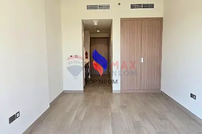 PRIME LOCATION - READY - UNFURNISHED