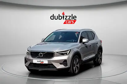 2023 Volvo XC40 — фото 3