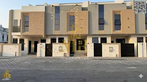 عرض العيد المميز لامتلاك فيلا بموقع رائع، طابقين وروف، 4 غرف نوم، بمساحة 3,200 قدم مربع، تصميم عصري وتشطيبات فاخرة، السعر شامل الكهرباء والمياه ورسوم
