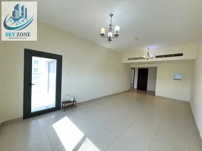 LIKE A NEW ULTRA LUXURIOUS AND SPACIOUS 2 BEDROOM WITH CLOSED KITCHEN HAVING