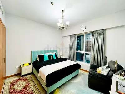 LUXURIOUS MASTER BEDROOM AVAILABLE IN DUBAI MARINA