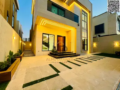 فيلا أرضي و أول و روف و مساحة فناء داخلي كبير السعر شامل الكهرباء و الماء و قابل للتفاوض