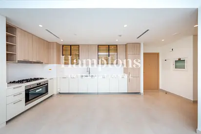 Full Park View | Corner Unit | Next to the Mall