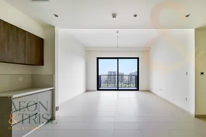 Free Stay | Low Price | Well Maintained