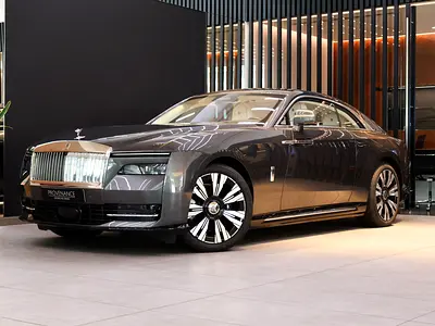 Rolls-Royce Spectre Silver Badge | Model Year 2025 | 4,151 Kms