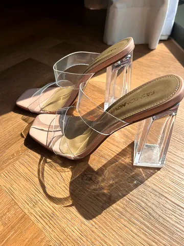 Shoes new size 37/38