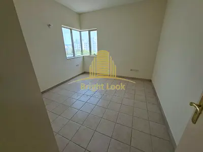 Spacious 2BHK Apartment for Rent – Prime Airport Street Location