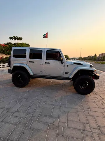 2015 JEEP WRANGLER — миниатюра 12