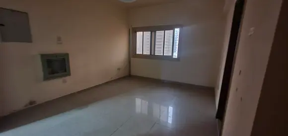 1-Bedroom Apartment for Annual Rent – Al Majaz 1 📍 Located on the Main Road 🏡 1 Bedroom + Living Room 🍽️ Kitchen | 🛁 1 Bathroom