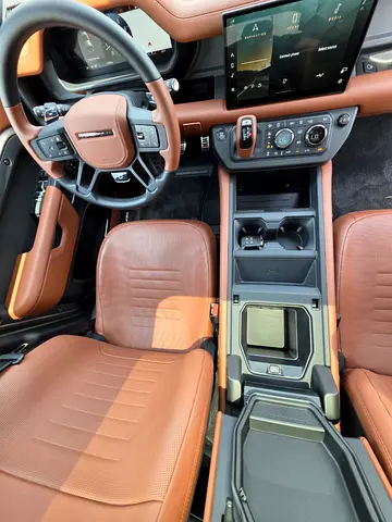 2025 LAND Rover DEFENDER — миниатюра 19