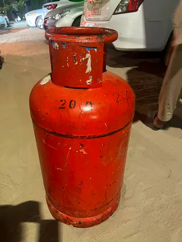 Gas cylinder full with free delivery