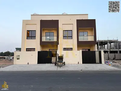 Villa Opposite the Park | Two Floors & Rooftop | 4 Master Bedrooms | Prime Location | Registration