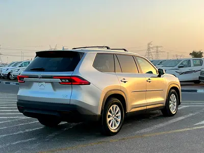 صورة 7 لـ 2024 Toyota GRAND HIGHLANDER