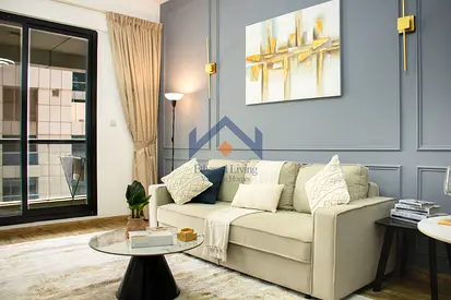 Newly Upgraded Marina Apartment | All Bills Included |