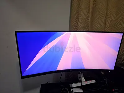 Hp34-inch Curved Ultrawide Monitor - Excellent Condition with monitor arm, and orignal stand