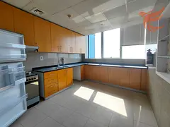 4 bhk+Maid Duplex | High floor | Full Sea View |