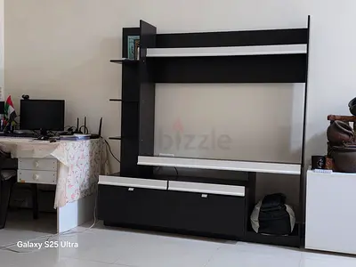 Selling TV Cabinet with Storage Drawers and Shelves in Perfect Condition in Abu Dhabi