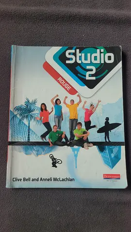 Studio 2 Rouge (Student Book) by Clive Bell and Anneli McLachlan
