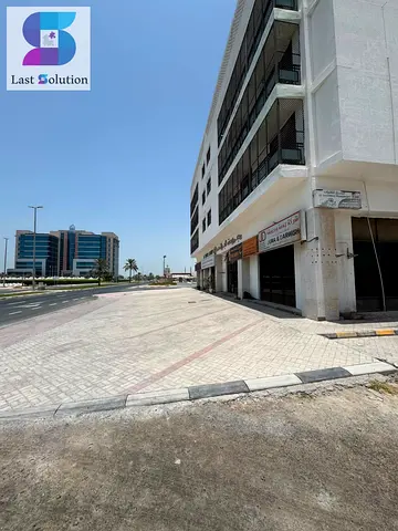 محل للاجار بالنخيل قرب اكسبو راس الخيمة