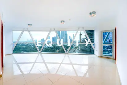 Large Layout | Upgraded Kitchen | Ready To view