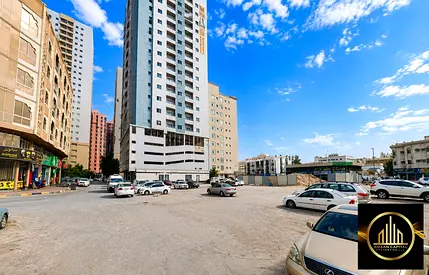ارض سكني تجاري (G+15)تاني قطعه من شارع الكويت تملك حر