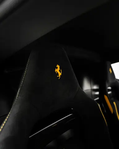 2024 Ferrari SF90 STRADALE — миниатюра 16