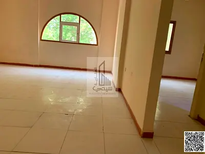 للإيجار شقة مميزة تصميم عملي  ومساحة مناسبة،  تضم غرفة  نوم واسعه